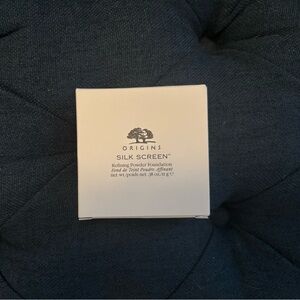Origins silk screen refining powder foundation in Honey - new!
